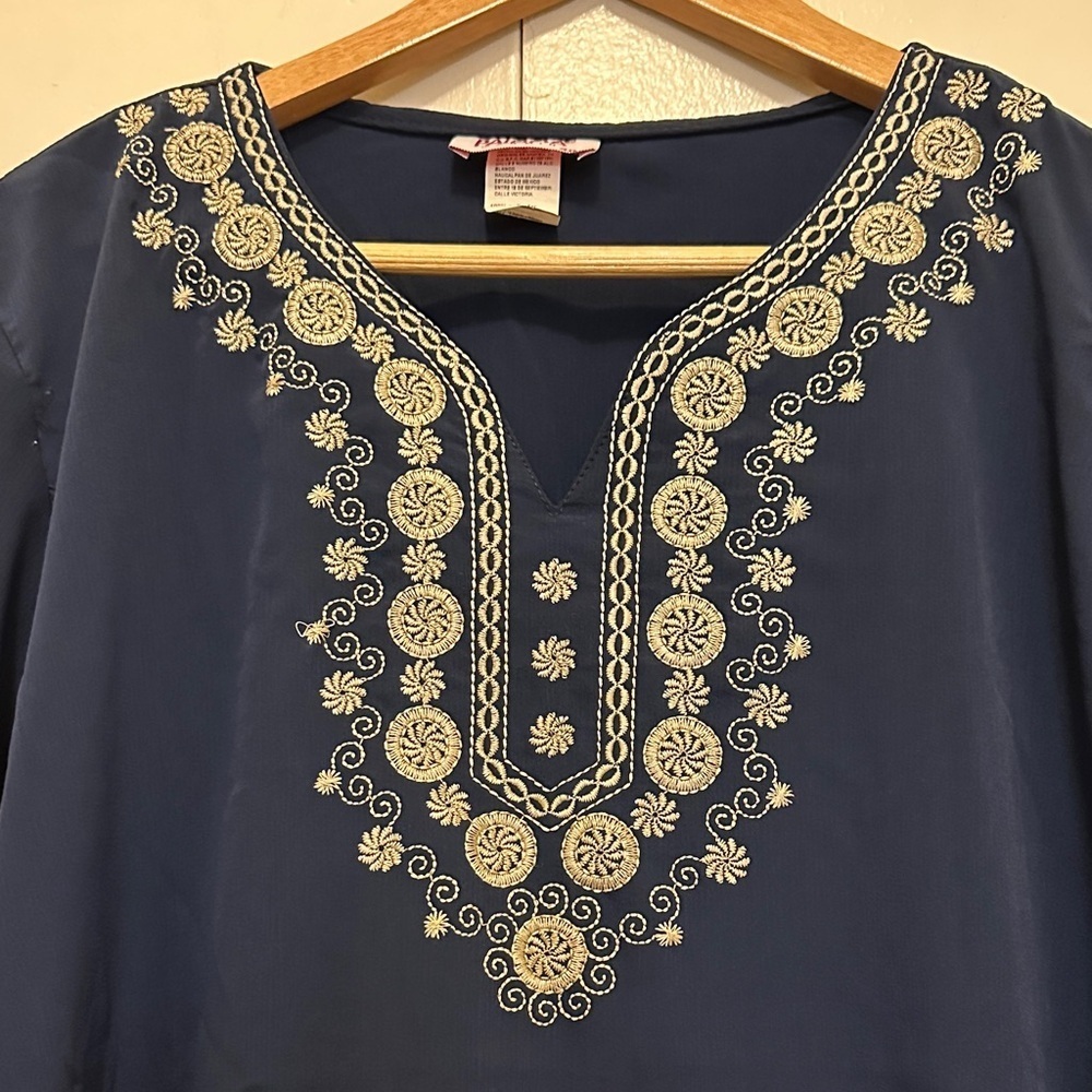 Elegant Navy Embroidered Blouse - Picture 4 of 8